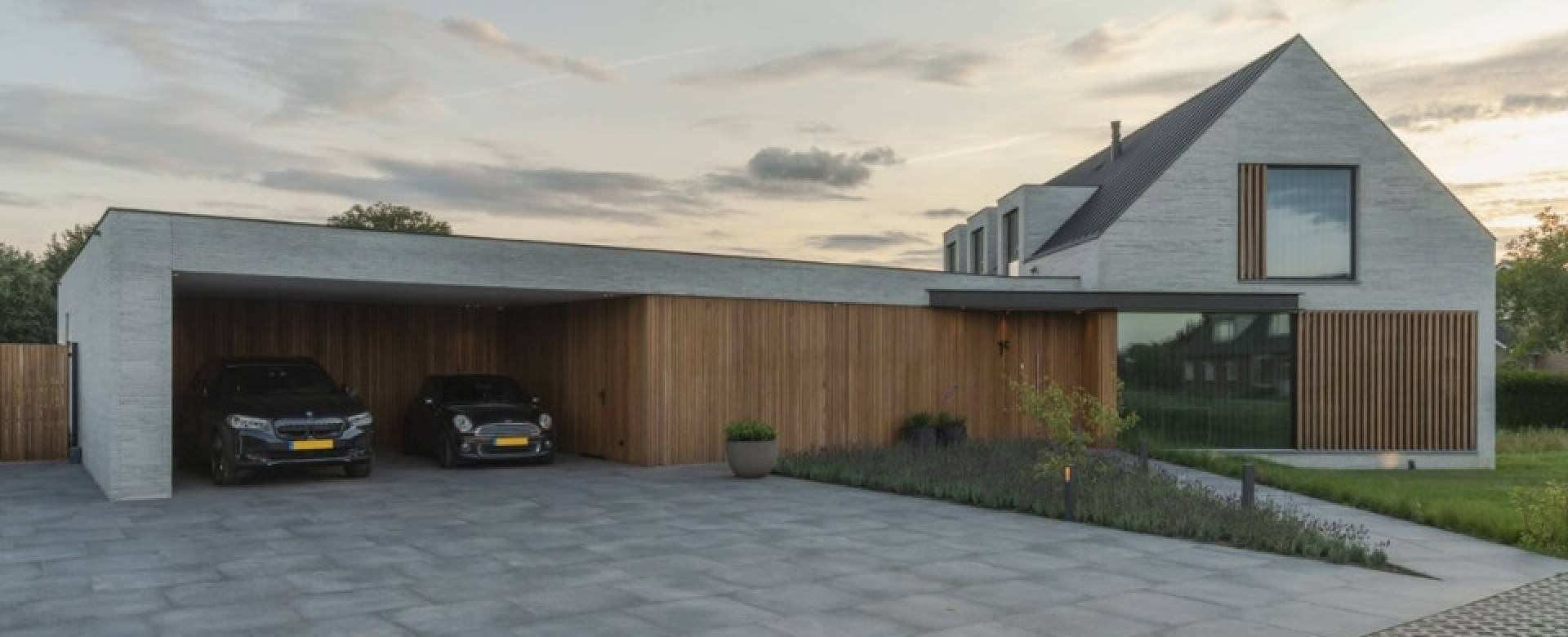 Traditioneel bouwen vs prefab bouwen: wat zijn de verschillen?